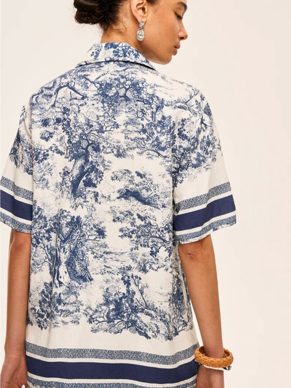 Commense Blue Toile Print Short Set - Button Front Shirt & Shorts - size Medium - Picture 3 of 16